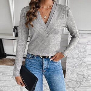 2/$40 Women's Grey Long Sleeve VNeck Top Casual Lightweight Pullover Fall Winter